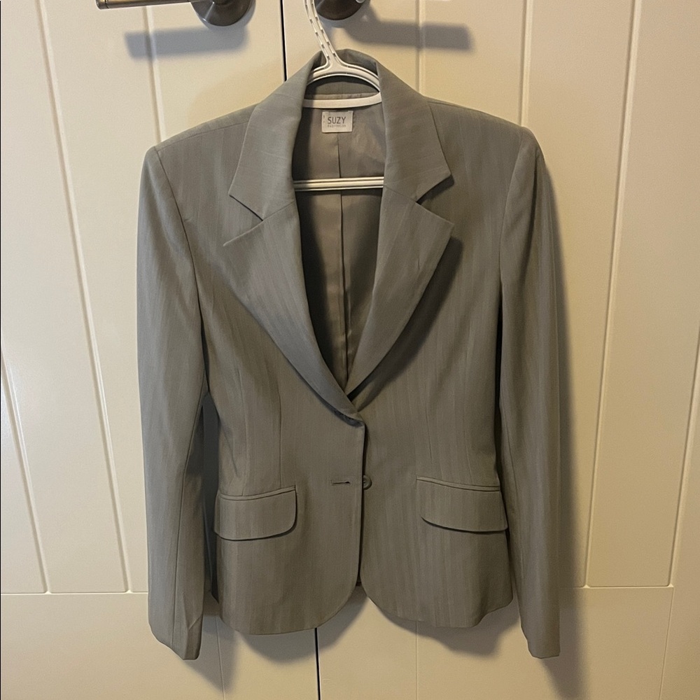 Suzy Shier vintage 2 button Gray Blazer size1/2